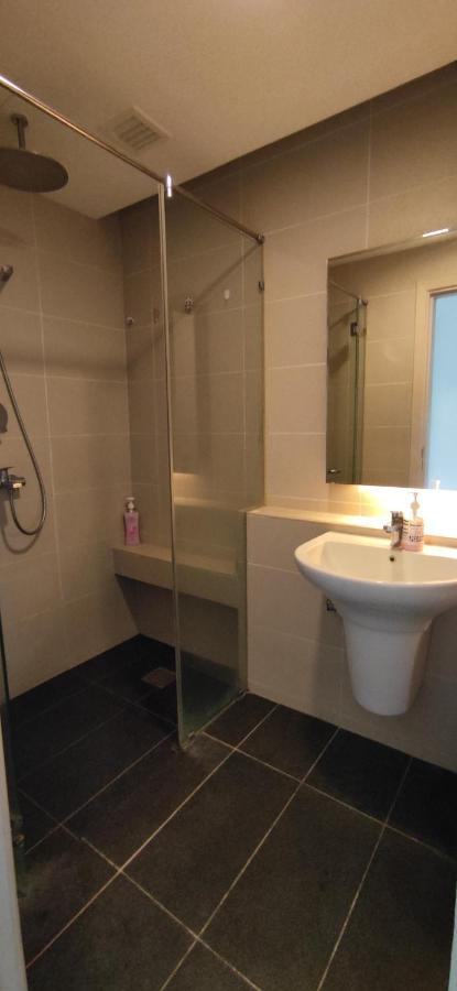 3 Bedroom Cozy Apartmet กัวลาลัมเปอร์ ภายนอก รูปภาพ